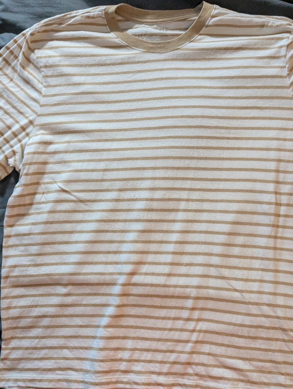 Women's Gap XXL Cream & White Striped Short-Sleeve T-Shirt